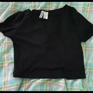 😍Black Crop Top never worn